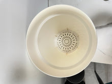 Load image into Gallery viewer, Gdrasuya10 Flower pots Plastic Planters, Plastic Indoor Planter Flower Pots, Heavy Duty and Stylish 6 Inch Plant Pots for Indoor Plants with Drainage Holes and Tray for Plants, Flowers, White

