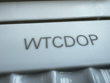 Load image into Gallery viewer, WTCDOP   Non-metal storage boxes for general use (WHITE,123CM*33CM*35CM-4 floor)
