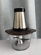 Load image into Gallery viewer, YanWoew  Electric kitchen mixers  Household electric small multifunctional fully automatic mixer  Crush the meat into pieces&amp;Crush vegetables&amp;Garlic puree machine blender&amp;meat grinder
