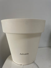 Load image into Gallery viewer, Aohuada Flower pots Plastic Planters, Plastic Indoor Planter Flower Pots, Heavy Duty and Stylish 6 Inch Plant Pots for Indoor Plants with Drainage Holes and Tray for Plants, Flowers, White
